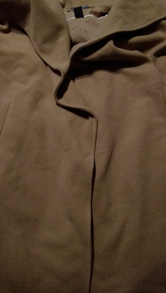 WHBM Open Long Vest - Picture 6 of 7